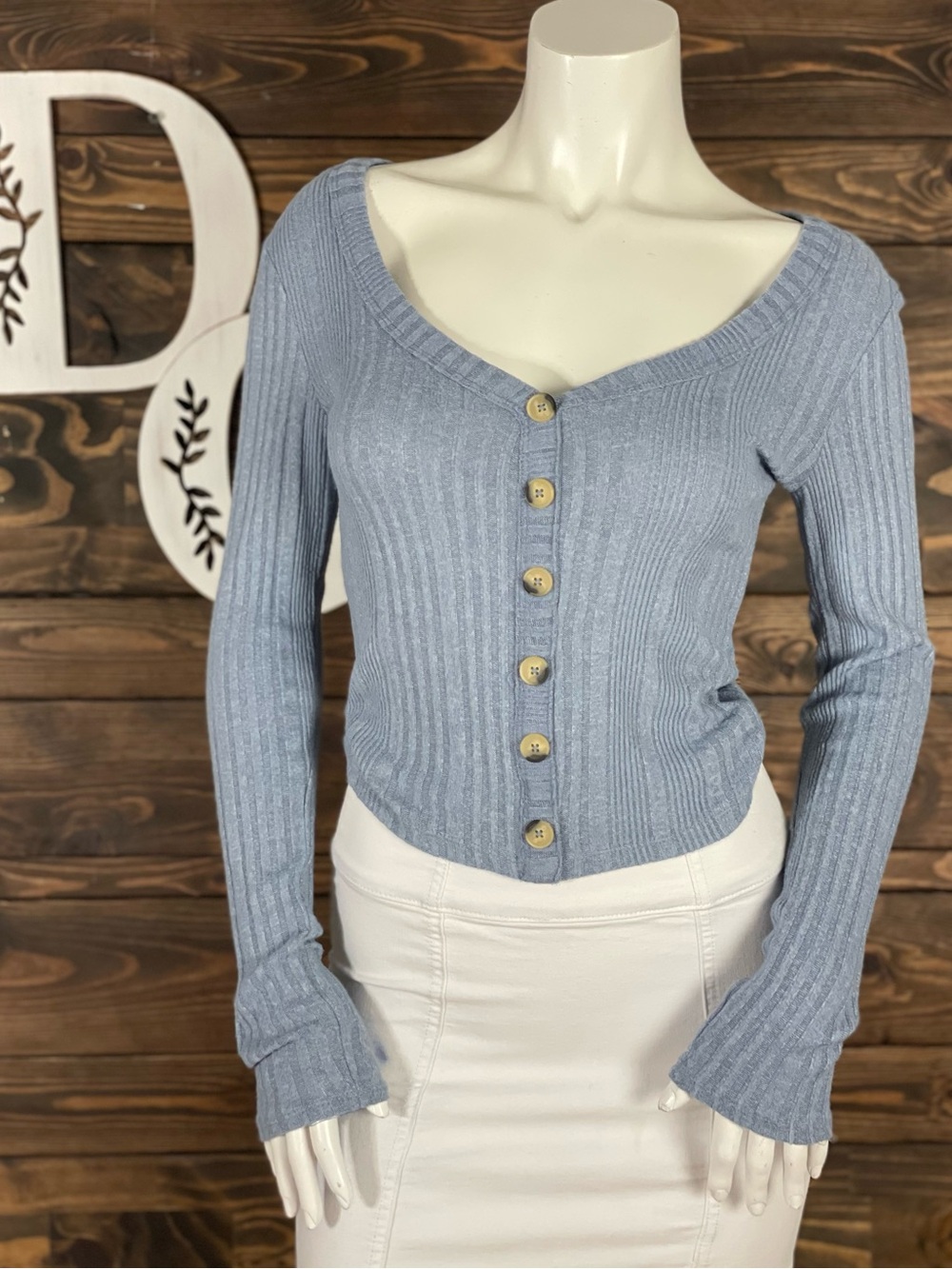 Aeropostale Lightweight Light‎ Blue Ribbed Knit Button-Front Sweater Top Cropped